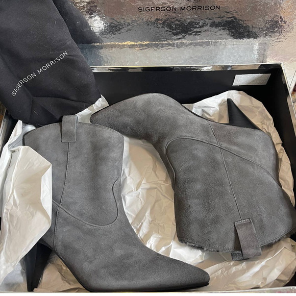 NIB! Sigerson Morrison 9.5 Suede Western Ankle Boots Shearling Cone Heels Gray - Picture 5 of 10